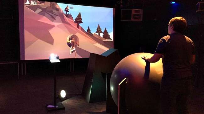 SisyFox Gamifies Sisyphus Myth to Engage Players in Playful Exercise