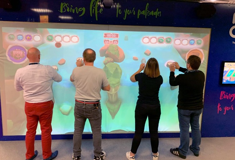 gaming wall multiplayer