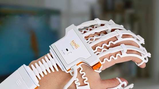 Neofect's Rapael Smart Glove Makes Therapy More Effective with Smart Rehabilitation